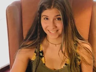 Offline HannahCloe on Streamate