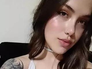 HarperBlack18 on Streamate 