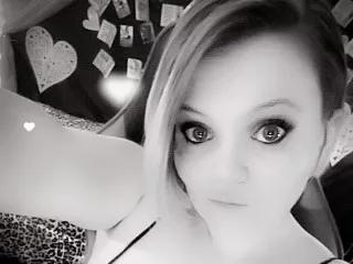 Honey_Chambers on Streamate 