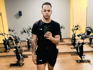 Offline hugeblackcockk on Streamate