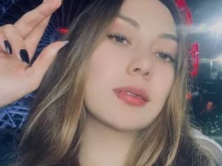 Offline JulietaSoler on Streamate