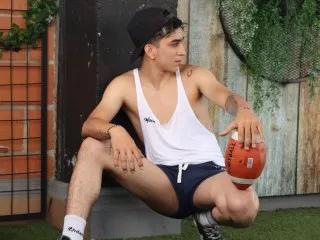 JustinTattoo on Streamate 