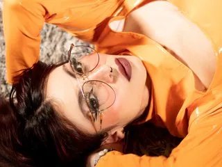 Offline katelillyrose51 on Streamate