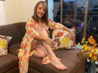 Katiecisneros from Streamate