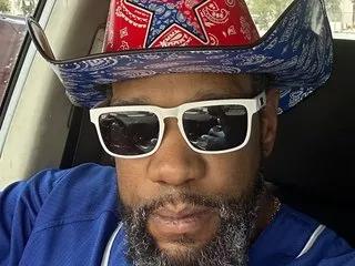 Offline KINGSEXYBBC on Streamate