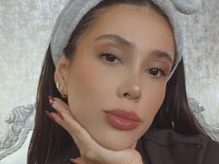 Offline LisWalton on Streamate