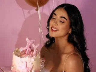 Offline LisWalton on Streamate