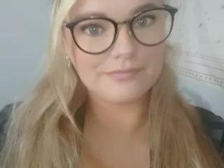 LusciousLill on Streamate 