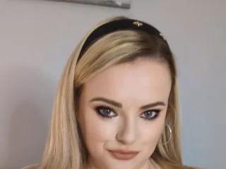 LusciousLill on Streamate 