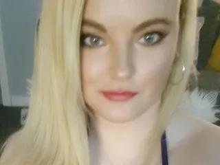 LusciousLill on Streamate 