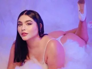 Masturbate to MadelineSaint, she wants to masturbate for you MadelineSaint from Streamate