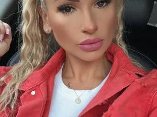 Amazing MarillynnMoon wants you to fuck her body now MarillynnMoon from Streamate