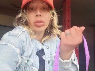 Offline Maysonjames on Streamate