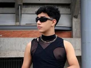 Cute Mexwilliams wants you to fuck his body now Mexwilliams from Streamate