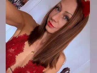MiaBOOTYQueenUK from Streamate