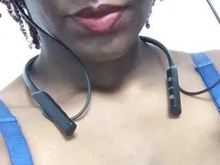 Offline MichelleV88 on Streamate