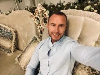 MikeBigDick on Streamate 