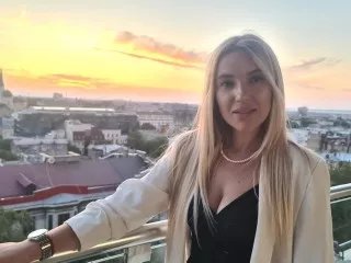 Offline MiracleAlmost on Streamate