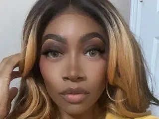 mistyshowers from Streamate