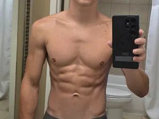 NextDoorNick421 from Streamate