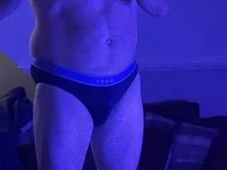 Offline Nineinchhard on Streamate