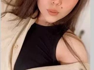 QueenKumi on Streamate 