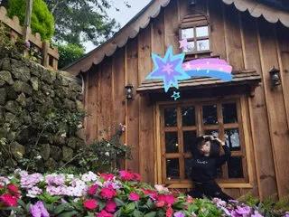 Masturbate to Rose_Mussica, she wants to masturbate for you Rose_Mussica from Streamate