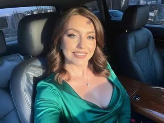 RoseLyinne from Streamate