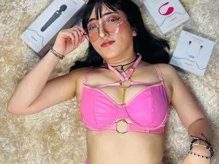 SaraMartini22 on Streamate 