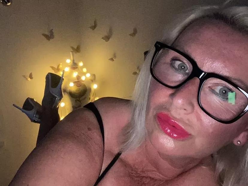 SiennaLush on Streamate 