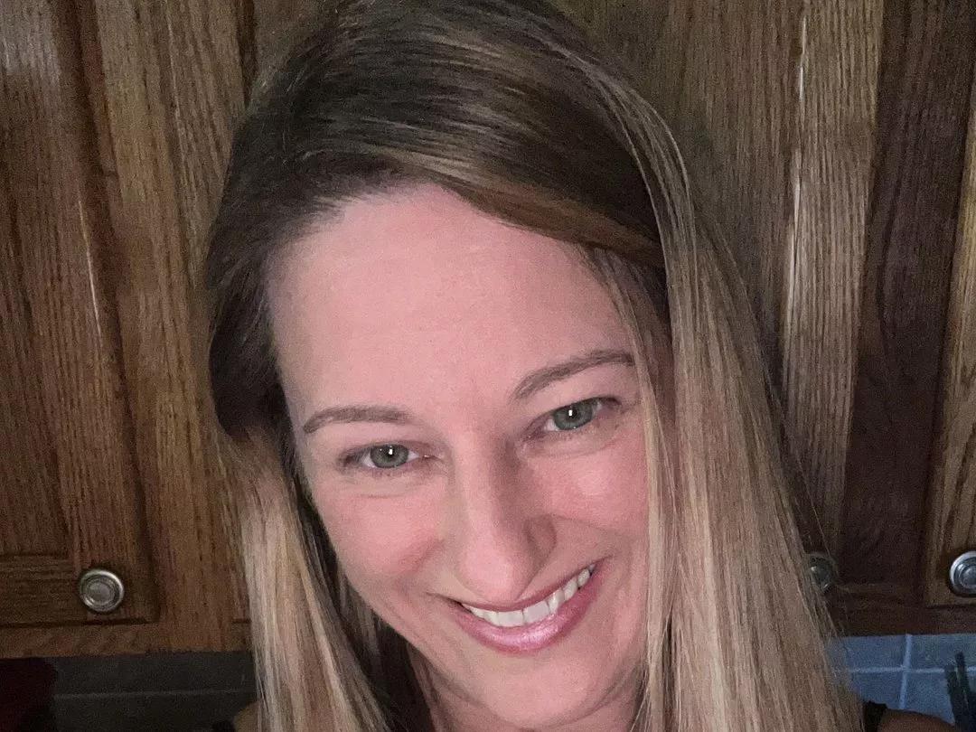 Offline Silkie120 on Streamate