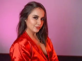 Discover Sophiavivas, she wants to masturbate for you sophiavivas from Streamate