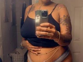 Admire Tallandvoluptuous, she wants to masturbate for you Tallandvoluptuous from Streamate