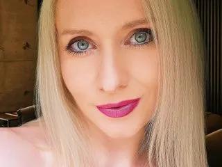 TheAlexaLondon from Streamate