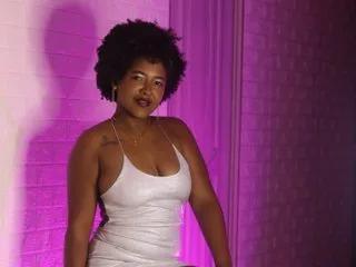 Sexy TianaLaRoux wants you to fuck her body now TianaLaRoux from Streamate