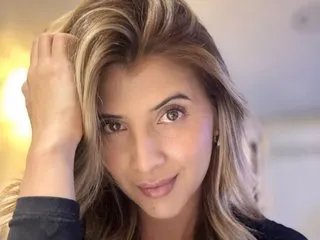 ValentinaCastillo from Streamate