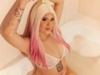 Offline valentinamoore on Streamate