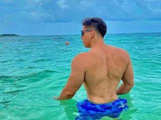 victor_vixenn on Streamate