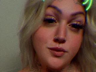 Try XDaisy_DiorX, she wants to masturbate for you XDaisy_DiorX from Streamate