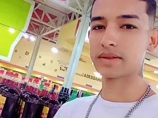 Checkout cute model Xxoliverxx xxoliverxx from Streamate