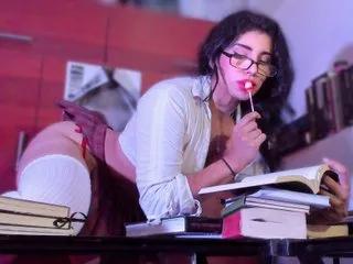 Offline YennettSphinx on Streamate