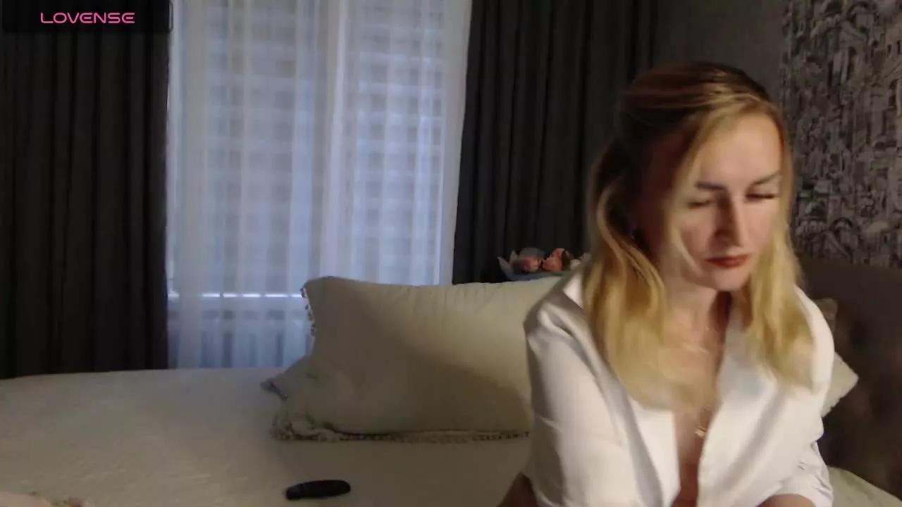 Offline 1LadyRita on Streamray