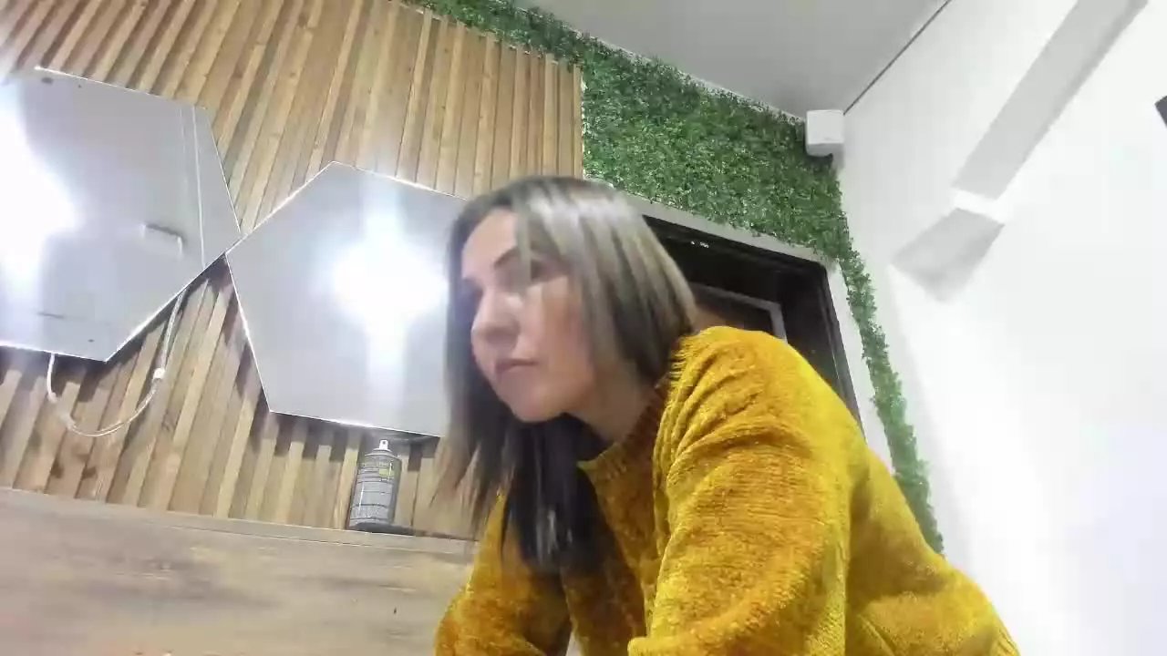 Offline AdelaShery on Streamray