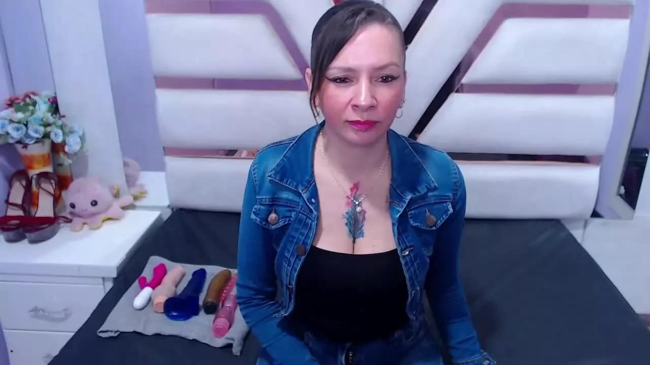 alaha_evans on Streamray 