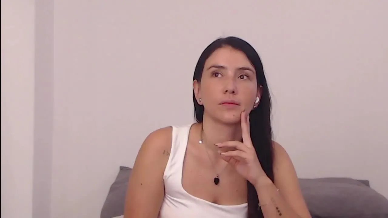 AlanaBelier on Streamray 