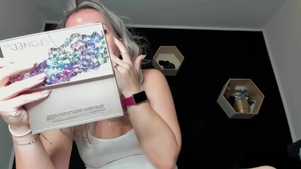 Offline AlesysS on Streamray