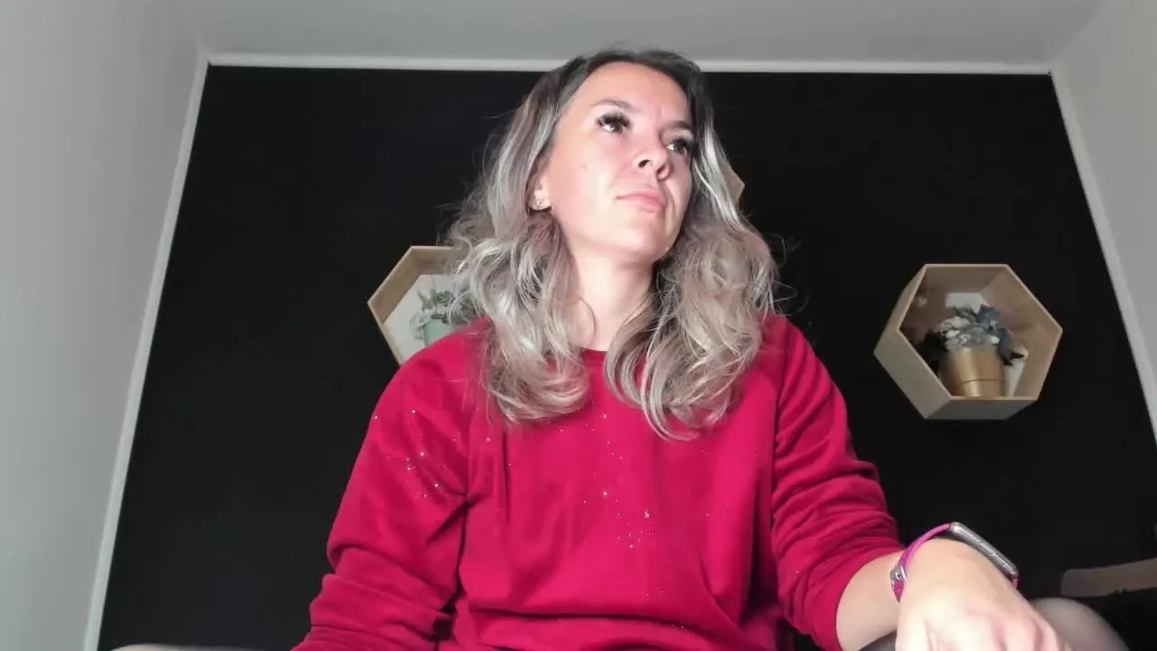 Offline AlesysS on Streamray