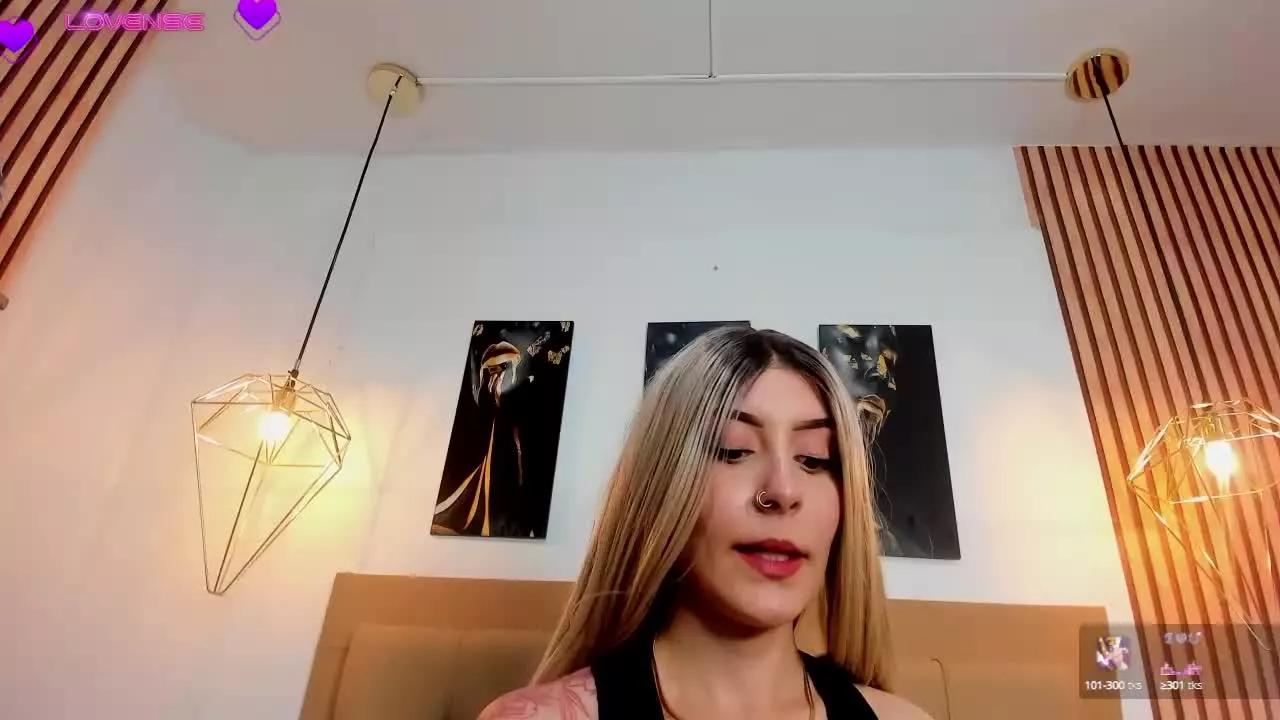 AlesziaRose on Streamray 