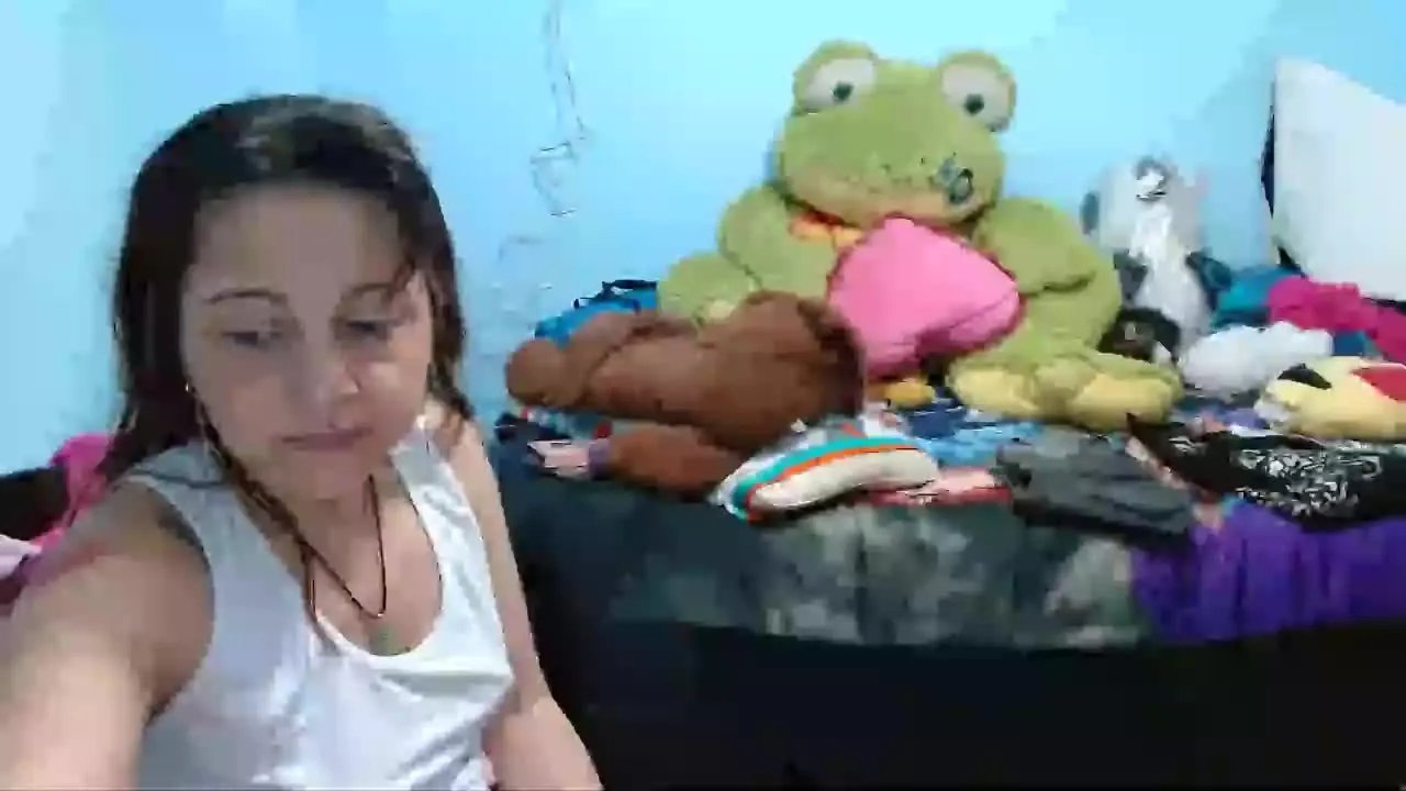 Offline AnieHorny on Streamray