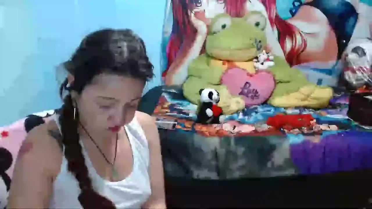 Offline AnieHorny on Streamray